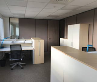 Bureau privé 40 m² 3 postes Coworking  Saint-Jean-de-Moirans 38430 - photo 1